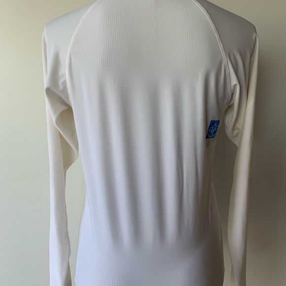 Local Motion Rash Guard - Picture 6 of 10